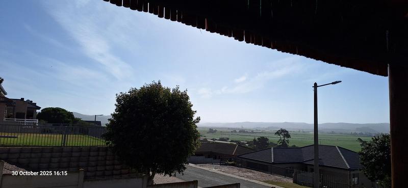 3 Bedroom Property for Sale in Fraaiuitsig Western Cape